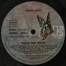 Laden Sie das Bild in den Galerie-Viewer, David Frye : Radio Free Nixon (LP)
