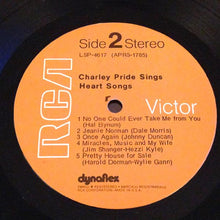 Laden Sie das Bild in den Galerie-Viewer, Charley Pride : Charley Pride Sings Heart Songs (LP, Album, Ind)
