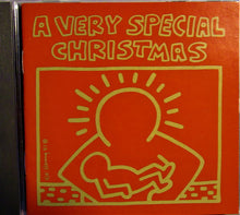 Laden Sie das Bild in den Galerie-Viewer, Various : A Very Special Christmas (CD, Comp)
