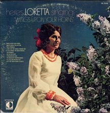Laden Sie das Bild in den Galerie-Viewer, Loretta Lynn : Here&#39;s Loretta Singing &quot;Wings Upon Your Horns&quot; (LP, Album, Promo)
