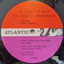 Laden Sie das Bild in den Galerie-Viewer, The Family Of Mann : The Music Of Herbie Mann (LP, Album, Mono)
