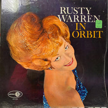 Laden Sie das Bild in den Galerie-Viewer, Rusty Warren : Rusty Warren In Orbit (LP, Album, Mono, Mon)
