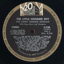Laden Sie das Bild in den Galerie-Viewer, The Harry Simeone Chorale : The Little Drummer Boy: A Christmas Festival (LP, Album, RE)

