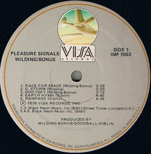 Charger l&#39;image dans la galerie, Wilding* / Bonus* : Pleasure Signals (LP, Album)
