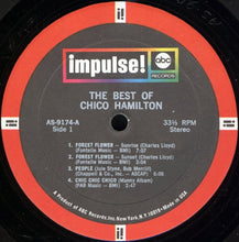 Laden Sie das Bild in den Galerie-Viewer, Chico Hamilton : The Best Of Chico Hamilton (LP, Comp, Gat)

