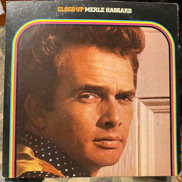 Merle Haggard And The Strangers (5) : Close-Up Merle Haggard (2xLP, Comp, Jac)