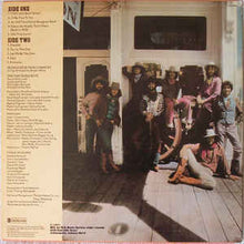 Laden Sie das Bild in den Galerie-Viewer, The Oak Ridge Boys : Y&#39;All Come Back Saloon (LP, Album, RE, Tan)
