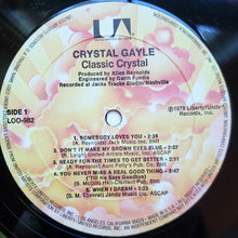 Laden Sie das Bild in den Galerie-Viewer, Crystal Gayle : Classic Crystal (LP, Comp, All)
