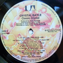 Laden Sie das Bild in den Galerie-Viewer, Crystal Gayle : Classic Crystal (LP, Comp, All)
