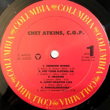 Laden Sie das Bild in den Galerie-Viewer, Chet Atkins : Chet Atkins C.G.P. (LP, Album)
