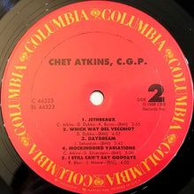 Laden Sie das Bild in den Galerie-Viewer, Chet Atkins : Chet Atkins C.G.P. (LP, Album)
