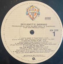 Laden Sie das Bild in den Galerie-Viewer, T.G. Sheppard : Daylight (LP, Album)
