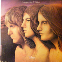 Laden Sie das Bild in den Galerie-Viewer, Emerson, Lake &amp; Palmer : Trilogy (LP, Album, RE, Mon)
