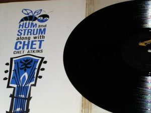 Chet Atkins : Hum And Strum Along With Chet Atkins (LP)