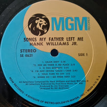 Laden Sie das Bild in den Galerie-Viewer, Hank Williams Jr. : Songs My Father Left Me (LP, Album)
