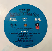 Laden Sie das Bild in den Galerie-Viewer, Rocky Hill, Doyle Bramhall, Dobie Malone : Rocky Hill - Houston Blues Throwdown (LP, Album, Ltd, 180)
