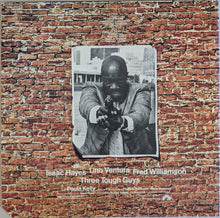 Laden Sie das Bild in den Galerie-Viewer, Isaac Hayes : Tough Guys (Music From The Soundtrack Of The Paramount Release &#39;Three Tough Guys&#39;) (LP, Album, Mon)
