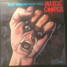 Laden Sie das Bild in den Galerie-Viewer, Alice Cooper (2) : Raise Your Fist And Yell (LP, Album)
