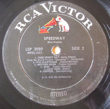 Laden Sie das Bild in den Galerie-Viewer, Elvis Presley : Speedway (LP, Album)
