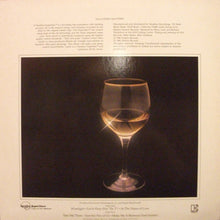 Laden Sie das Bild in den Galerie-Viewer, Grover Washington, Jr. : Winelight (LP, Album, RE, Hal)
