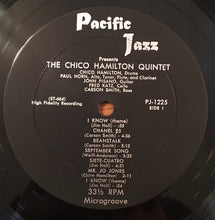 Laden Sie das Bild in den Galerie-Viewer, The Chico Hamilton Quintet : Chico Hamilton Quintet (LP, Album, Mono)
