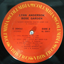 Laden Sie das Bild in den Galerie-Viewer, Lynn Anderson : Rose Garden (LP, Album, Ter)
