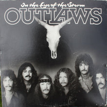 Laden Sie das Bild in den Galerie-Viewer, Outlaws : In The Eye Of The Storm (LP, Album, Ter)
