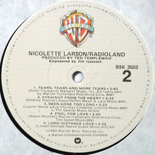 Laden Sie das Bild in den Galerie-Viewer, Nicolette Larson : Radioland (LP, Album, Jac)
