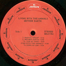 Laden Sie das Bild in den Galerie-Viewer, Mother Earth (4) : Living With The Animals (LP, Album, RP, Gat)
