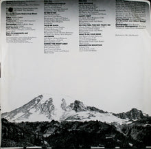 Charger l&#39;image dans la galerie, The Dirt Band : An American Dream (LP, Album)
