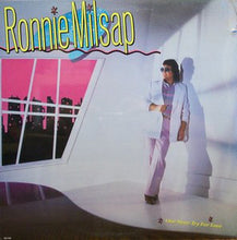 Laden Sie das Bild in den Galerie-Viewer, Ronnie Milsap : One More Try For Love (LP)
