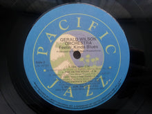 Laden Sie das Bild in den Galerie-Viewer, Gerald Wilson Orchestra : Feelin&#39; Kinda Blues (LP, Album, RE)
