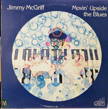 Charger l&#39;image dans la galerie, Jimmy McGriff : Movin&#39; Upside The Blues (LP, Album)
