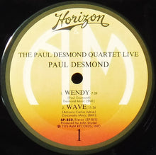 Laden Sie das Bild in den Galerie-Viewer, The Paul Desmond Quartet : Live (2xLP, Album, Ter)
