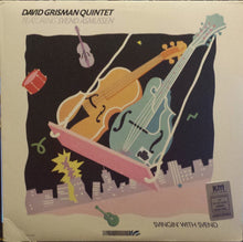 Laden Sie das Bild in den Galerie-Viewer, David Grisman Quintet Featuring Svend Asmussen : Svingin&#39; With Svend (LP, Album)
