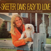 Laden Sie das Bild in den Galerie-Viewer, Skeeter Davis : Easy To Love (LP, Album)
