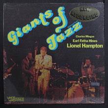 Laden Sie das Bild in den Galerie-Viewer, Charles Mingus, Earl Fatha Hines*, Lionel Hampton : Giants Of Jazz Volume Two (LP)
