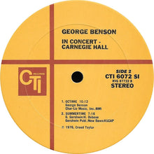 Laden Sie das Bild in den Galerie-Viewer, George Benson : In Concert - Carnegie Hall (LP, Album, RE)

