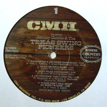 Charger l&#39;image dans la galerie, Johnny Gimble And The Texas Swing Pioneers : Still Swingin&#39; (2xLP, Album, Gat)
