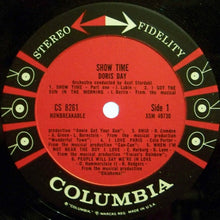 Charger l&#39;image dans la galerie, Doris Day : Show Time (LP, Album)

