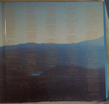 Charger l&#39;image dans la galerie, Stephen Stills : Stephen Stills 2 (LP, Album, Club, Gat)
