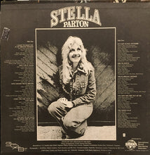 Laden Sie das Bild in den Galerie-Viewer, Stella Parton : I Want To Hold You In My Dreams Tonight (LP, Album)
