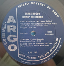 Laden Sie das Bild in den Galerie-Viewer, James Moody : Comin&#39; On Strong (LP, Album)
