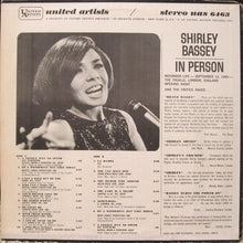 Laden Sie das Bild in den Galerie-Viewer, Shirley Bassey : In Person (LP, Album, RE)
