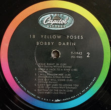 Laden Sie das Bild in den Galerie-Viewer, Bobby Darin : 18 Yellow Roses (LP, Album, Mono)
