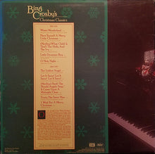 Laden Sie das Bild in den Galerie-Viewer, Bing Crosby : Bing Crosby&#39;s Christmas Classics (LP, RE)
