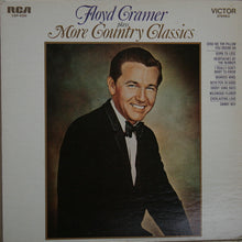 Laden Sie das Bild in den Galerie-Viewer, Floyd Cramer : More Country Classics (LP, Album)
