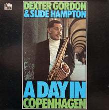 Laden Sie das Bild in den Galerie-Viewer, Dexter Gordon &amp; Slide Hampton : A Day In Copenhagen (LP, RE)
