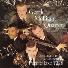 Laden Sie das Bild in den Galerie-Viewer, Gerry Mulligan Quartet : At Storyville (CD, Album, RE)
