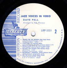 Laden Sie das Bild in den Galerie-Viewer, Dave Pell : Jazz Voices In Video (LP, Mono, Pro)
